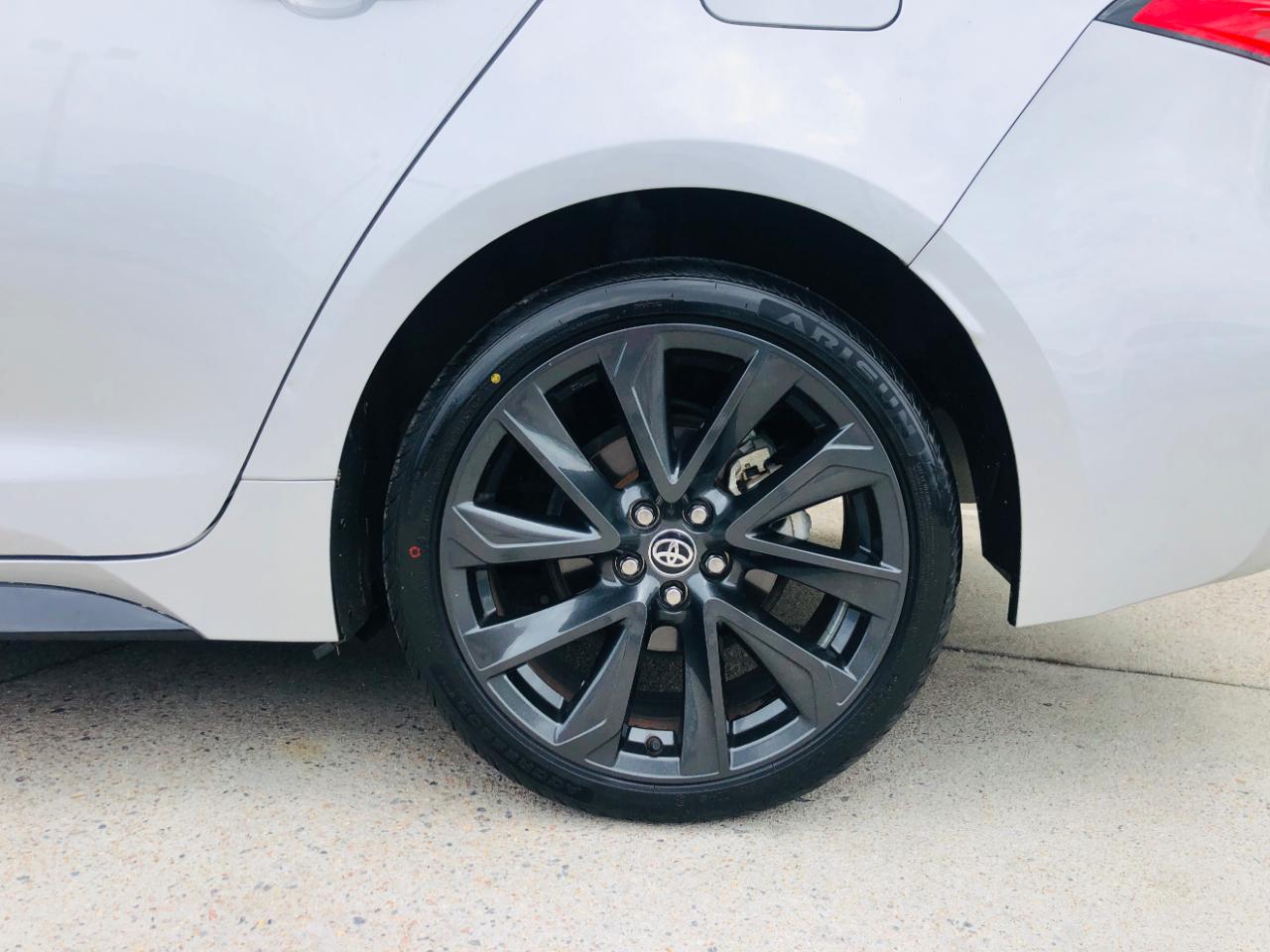 Toyota Corolla SE CVT (Natl) 2023