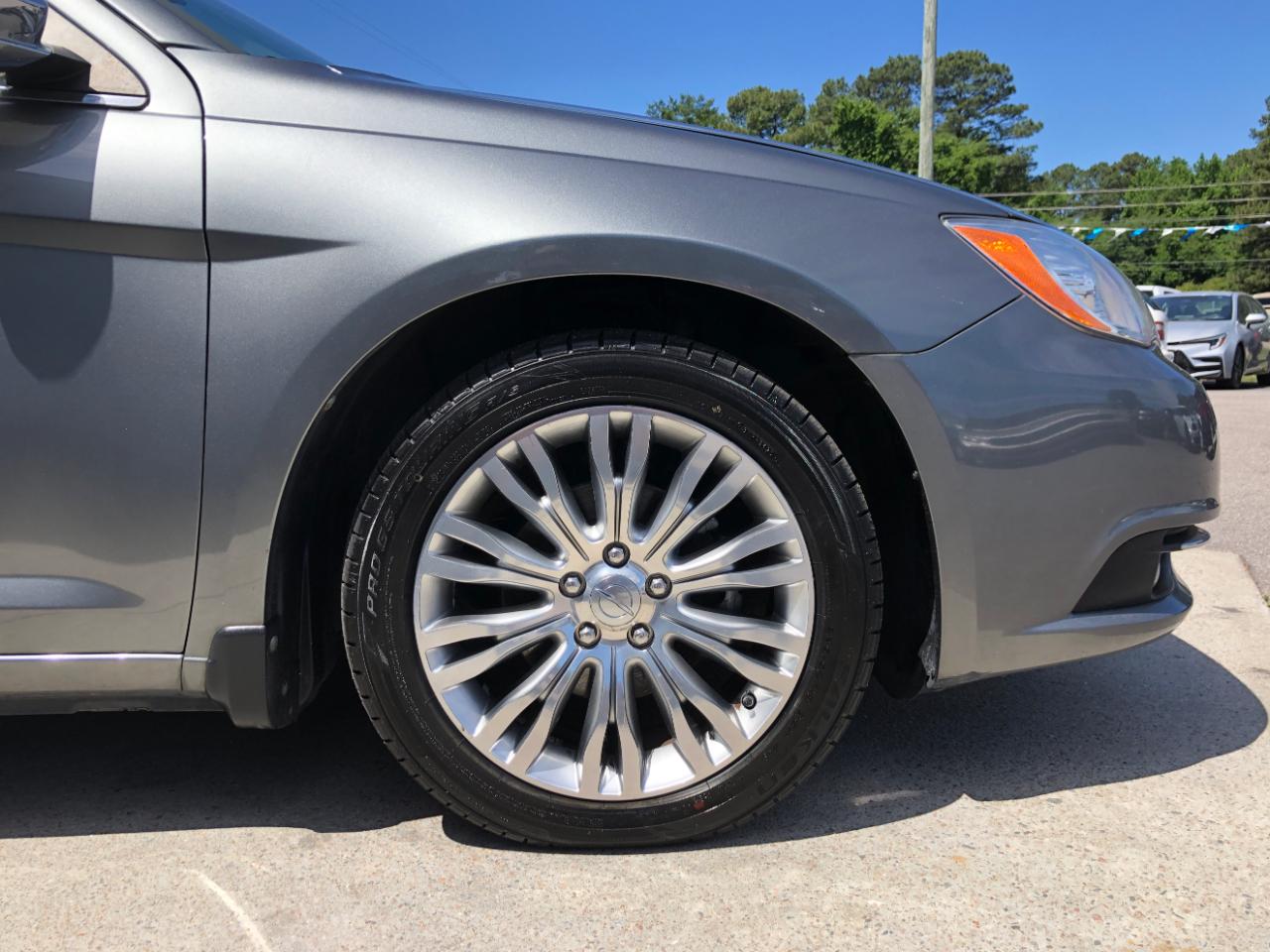 Chrysler 200 4dr Sdn Limited 2012