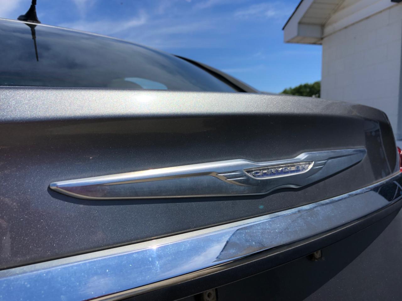 Chrysler 200 4dr Sdn Limited 2012