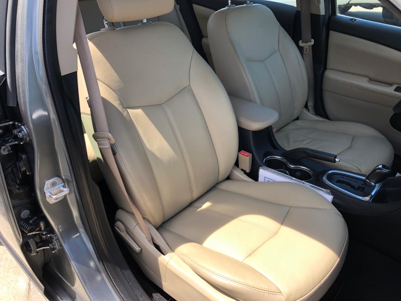 Chrysler 200 4dr Sdn Limited 2012