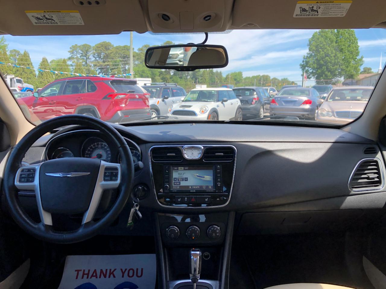Chrysler 200 4dr Sdn Limited 2012