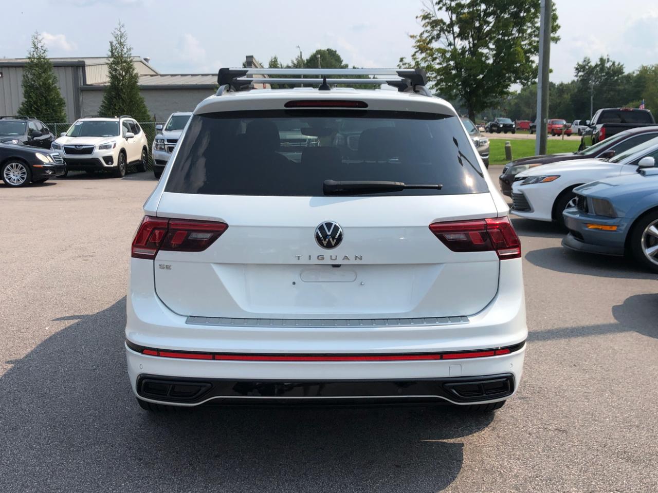 Volkswagen Tiguan 2.0T SE R-Line Black FWD 2023