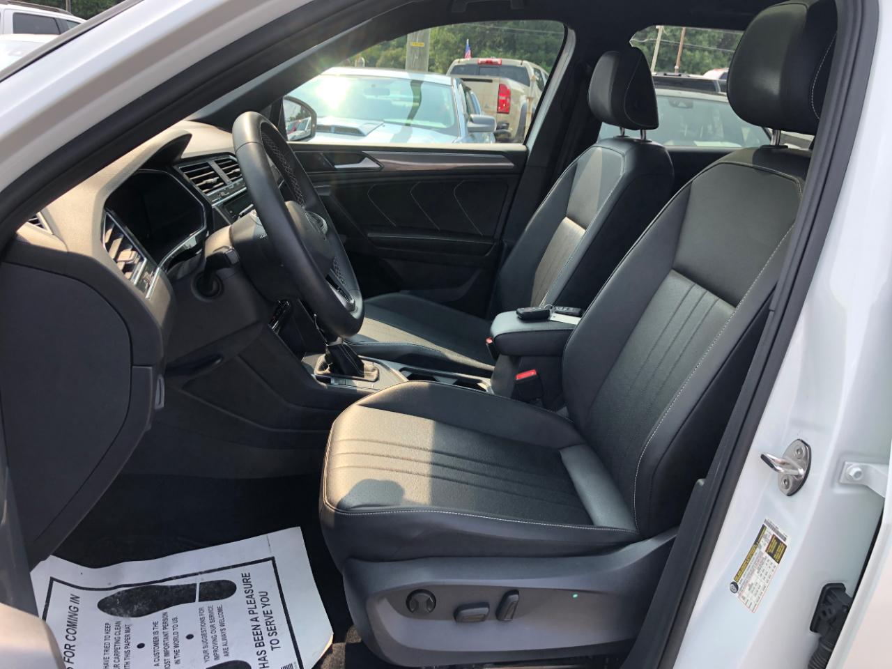 Volkswagen Tiguan 2.0T SE R-Line Black FWD 2023