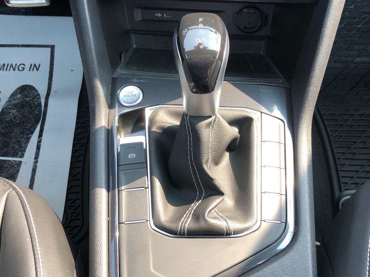 Volkswagen Tiguan 2.0T SE R-Line Black FWD 2023