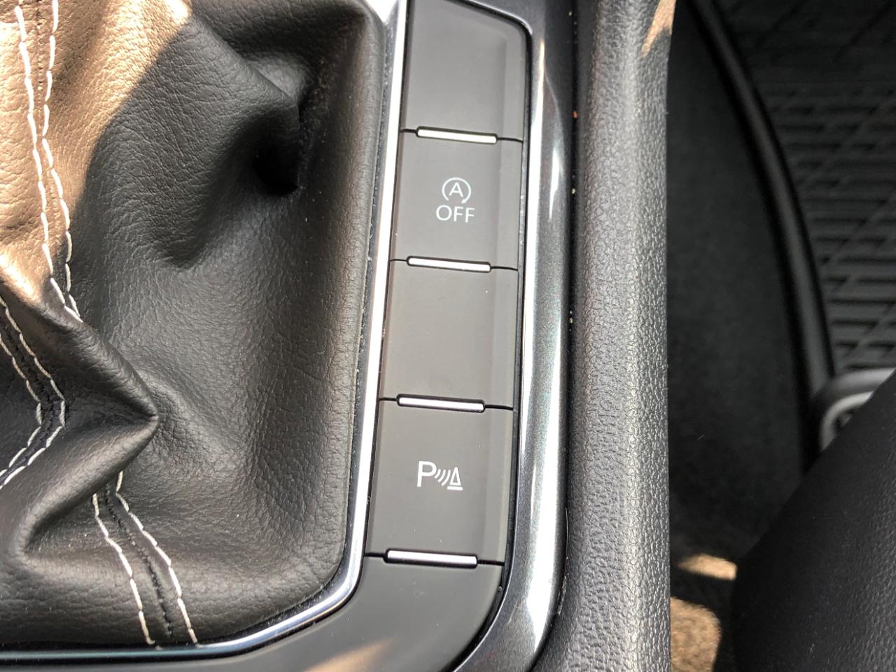 Volkswagen Tiguan 2.0T SE R-Line Black FWD 2023