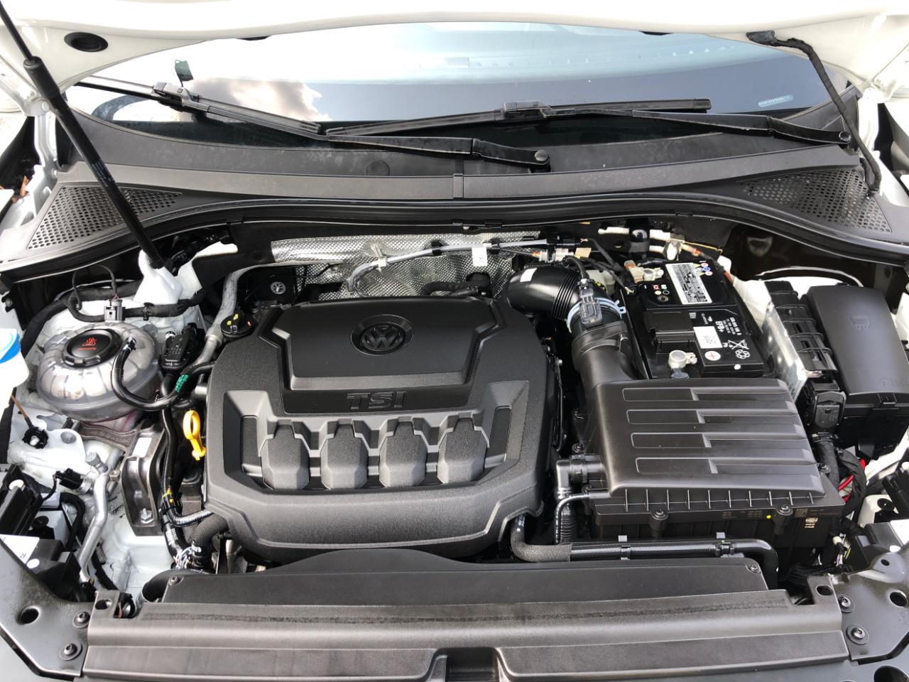 Volkswagen Tiguan 2.0T SE R-Line Black FWD 2023