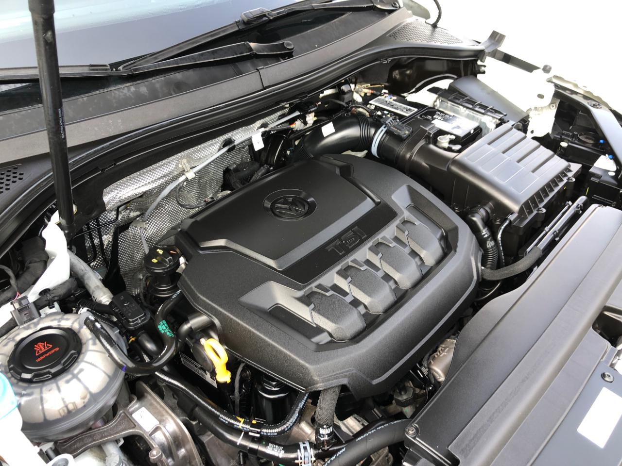 Volkswagen Tiguan 2.0T SE R-Line Black FWD 2023