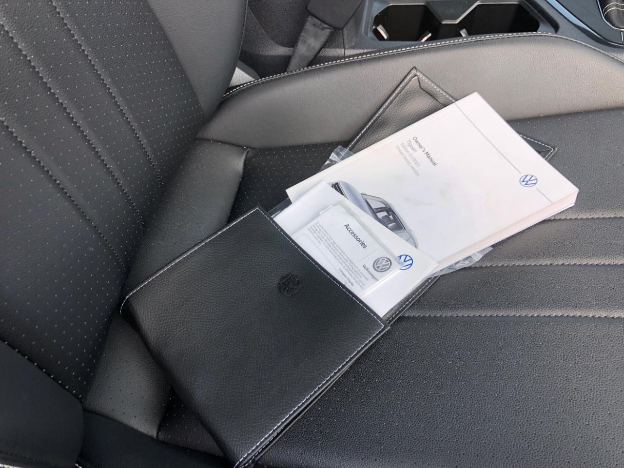 Volkswagen Tiguan 2.0T SE R-Line Black FWD 2023