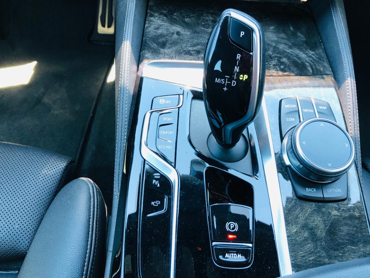 BMW 5 Series 540i Sedan 2021