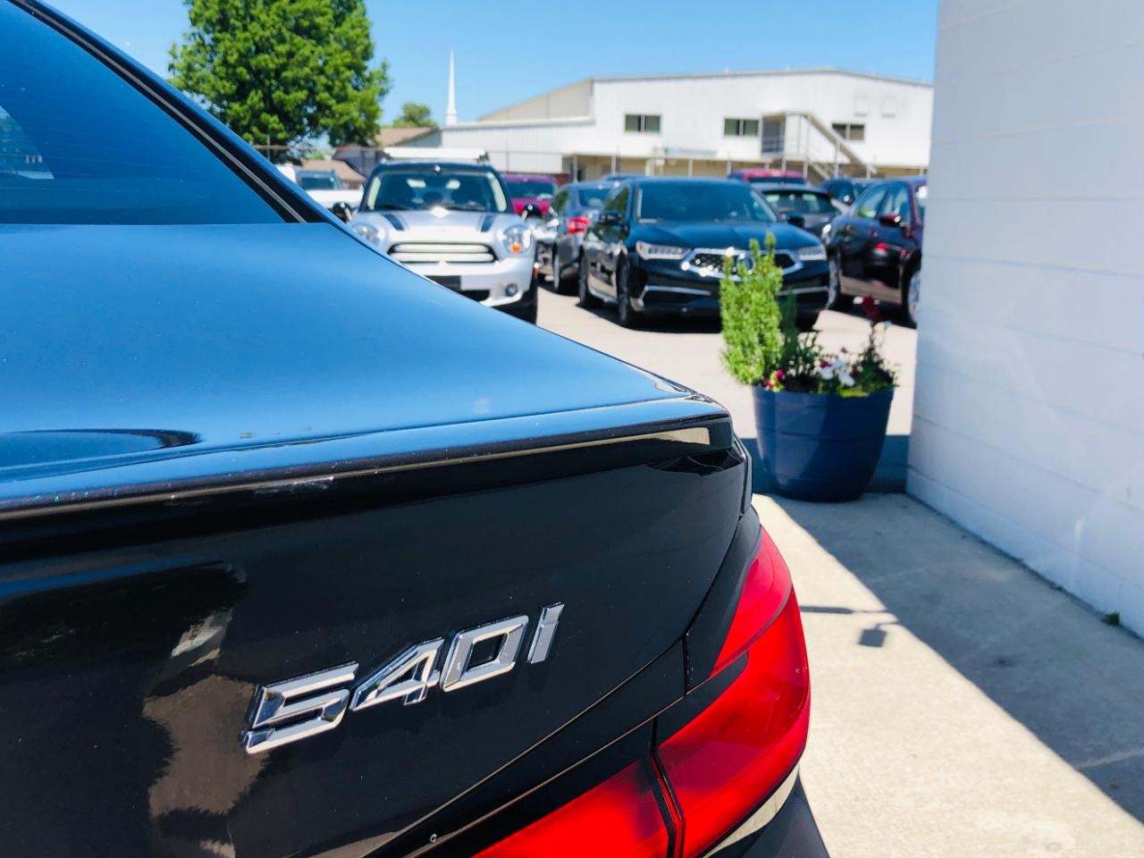 BMW 5 Series 540i Sedan 2021