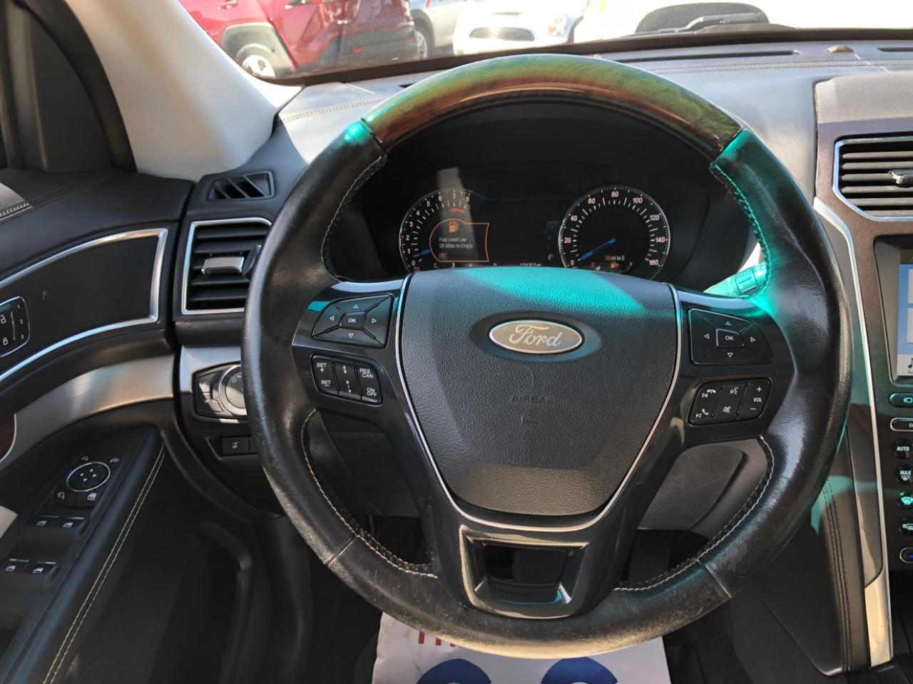 Ford Explorer Platinum 4WD 2017