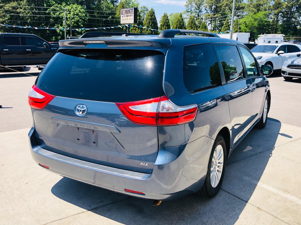 Toyota Sienna 5dr 8-Pass Van XLE Premium FWD (Natl) 2015