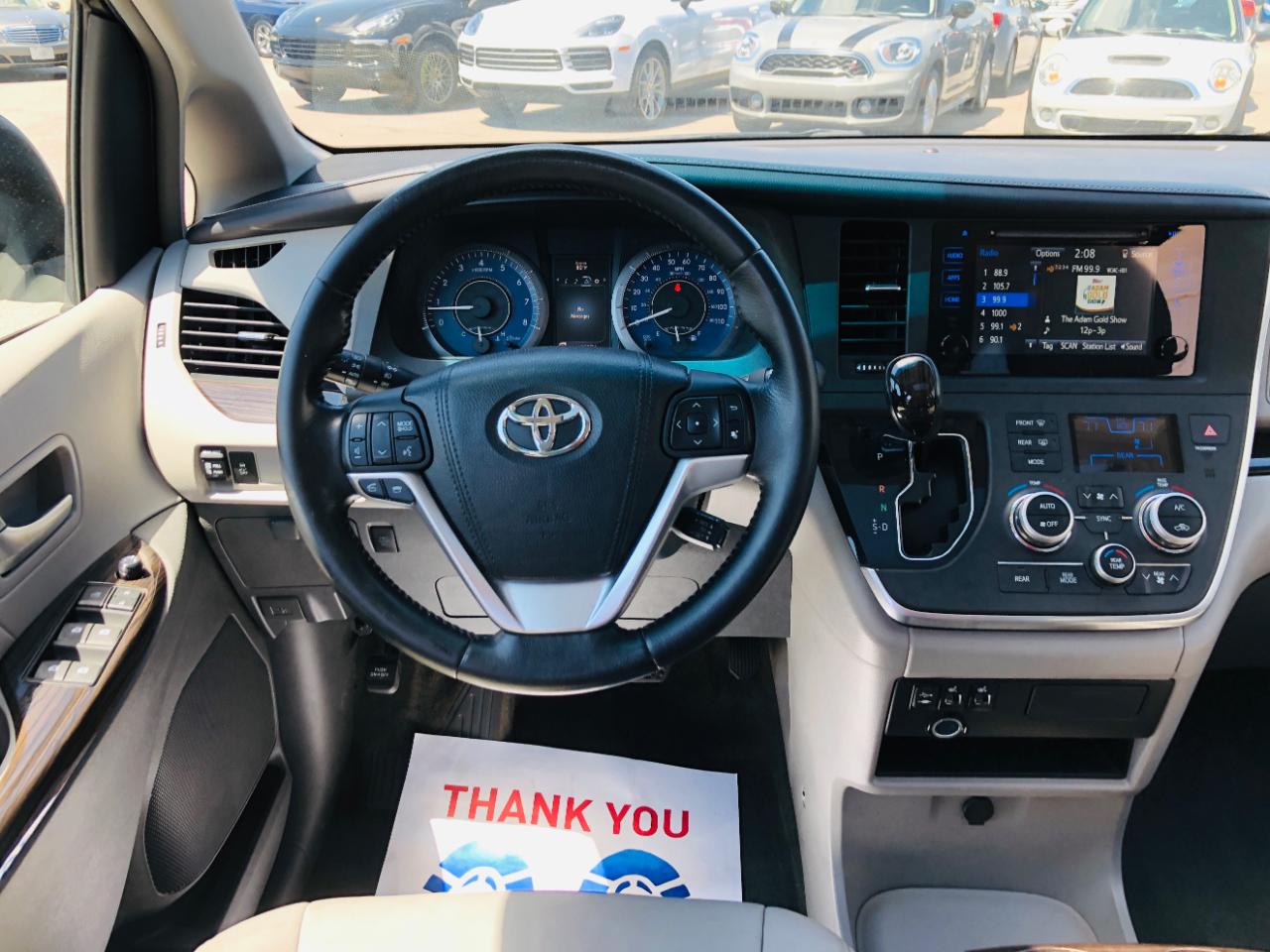 Toyota Sienna 5dr 8-Pass Van XLE Premium FWD (Natl) 2015