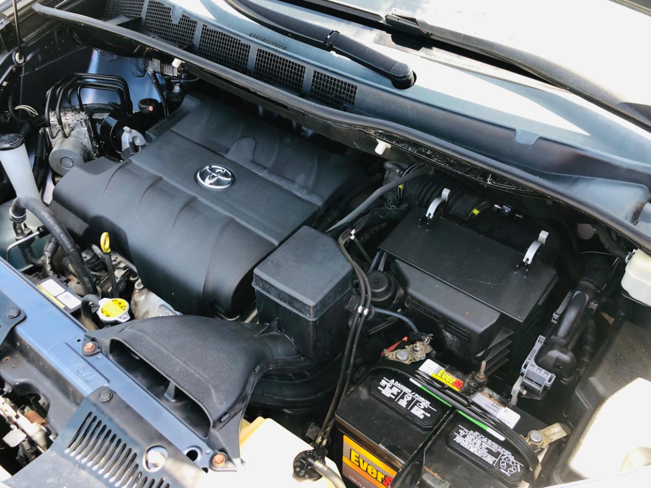Toyota Sienna 5dr 8-Pass Van XLE Premium FWD (Natl) 2015