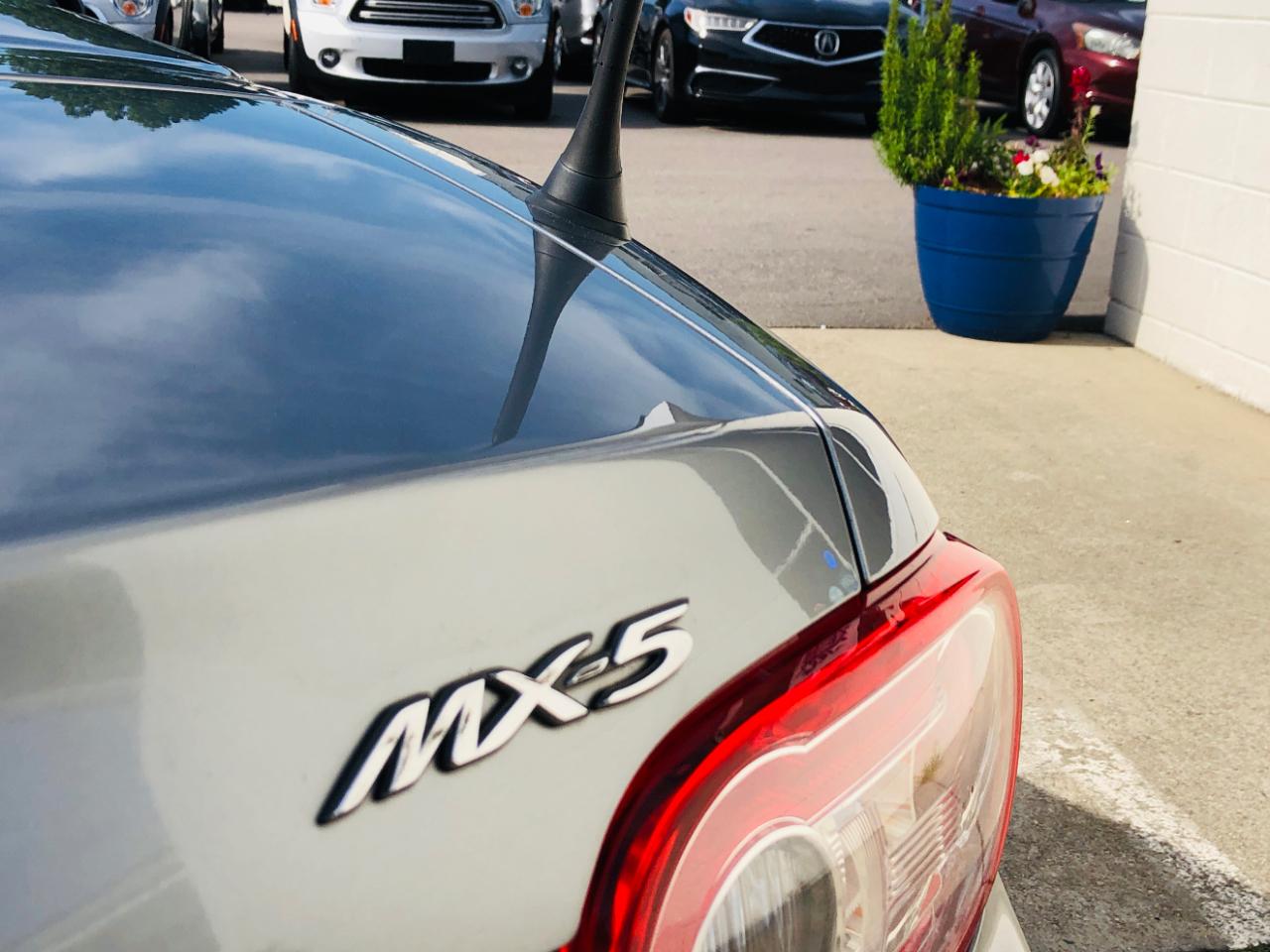 Mazda MX-5 Miata 2dr Conv Hard Top Auto Grand Touring 2015