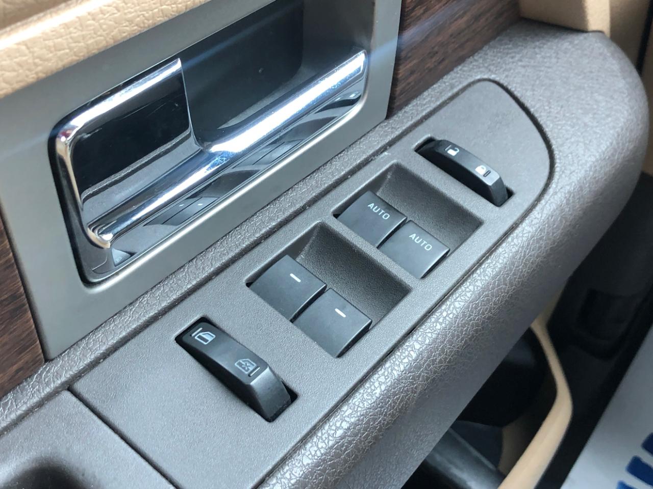 Ford F-150 2WD SuperCrew 145" Lariat 2014