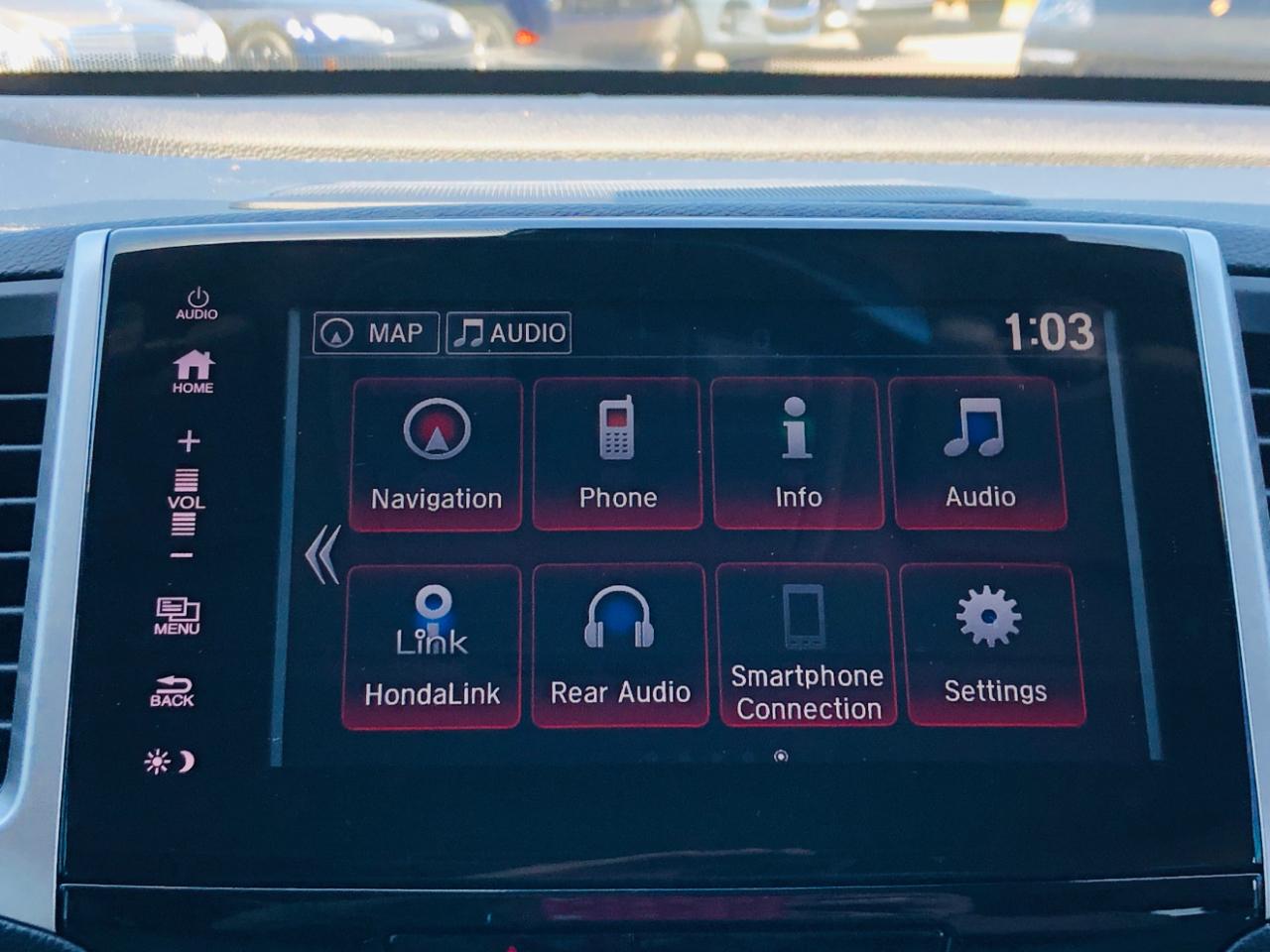 Honda Pilot AWD 4dr Touring w/RES & Navi 2016