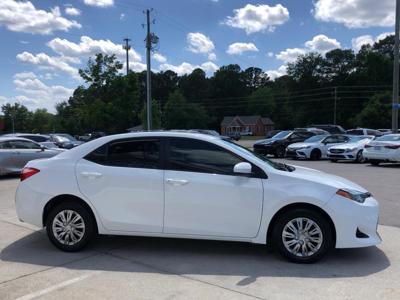 Toyota Corolla L 2019