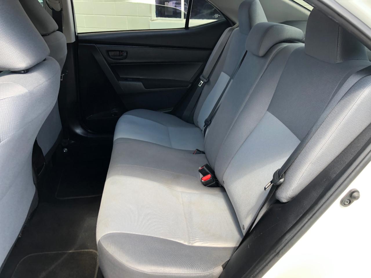 Toyota Corolla L 2019