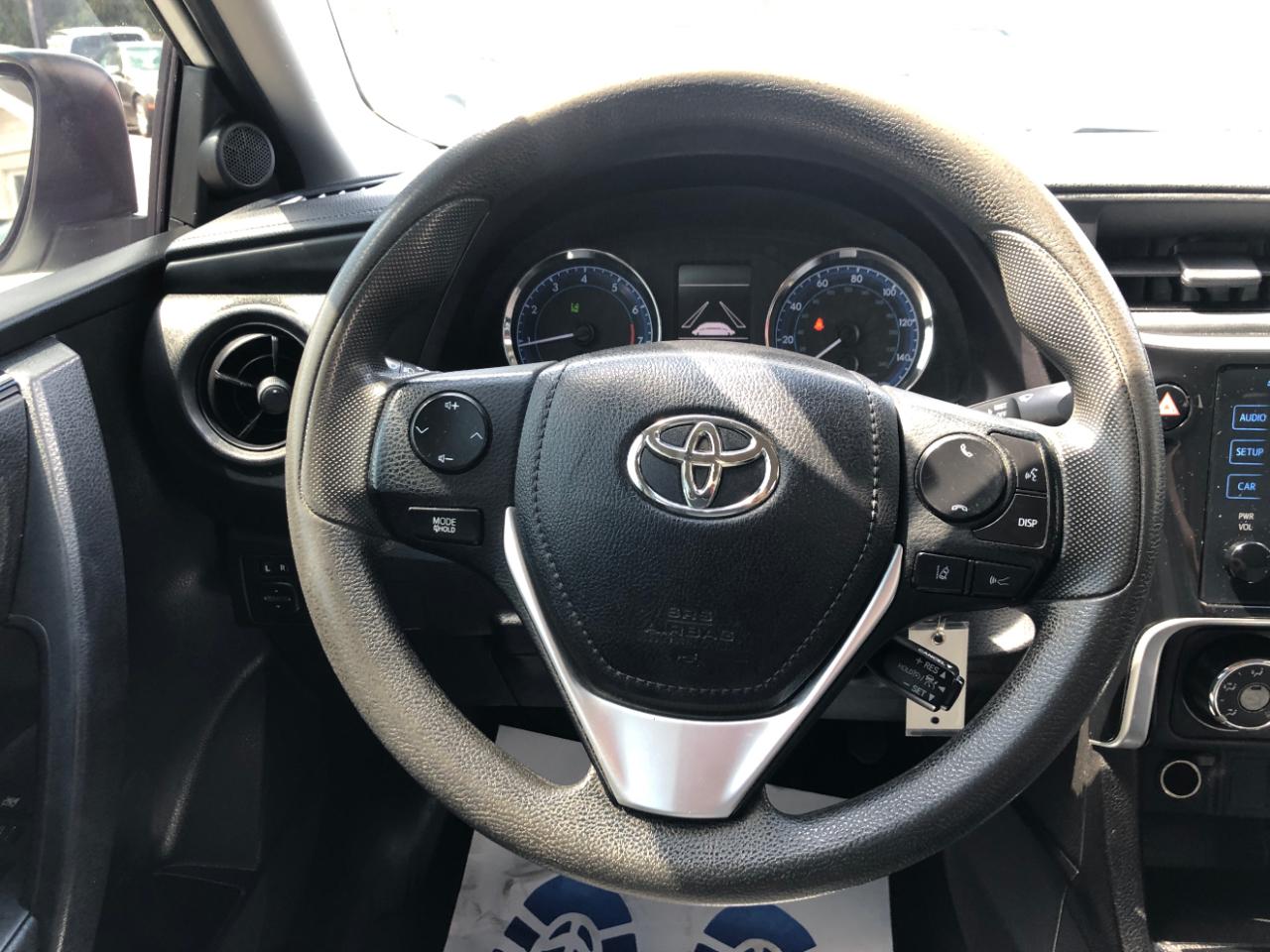 Toyota Corolla L 2019