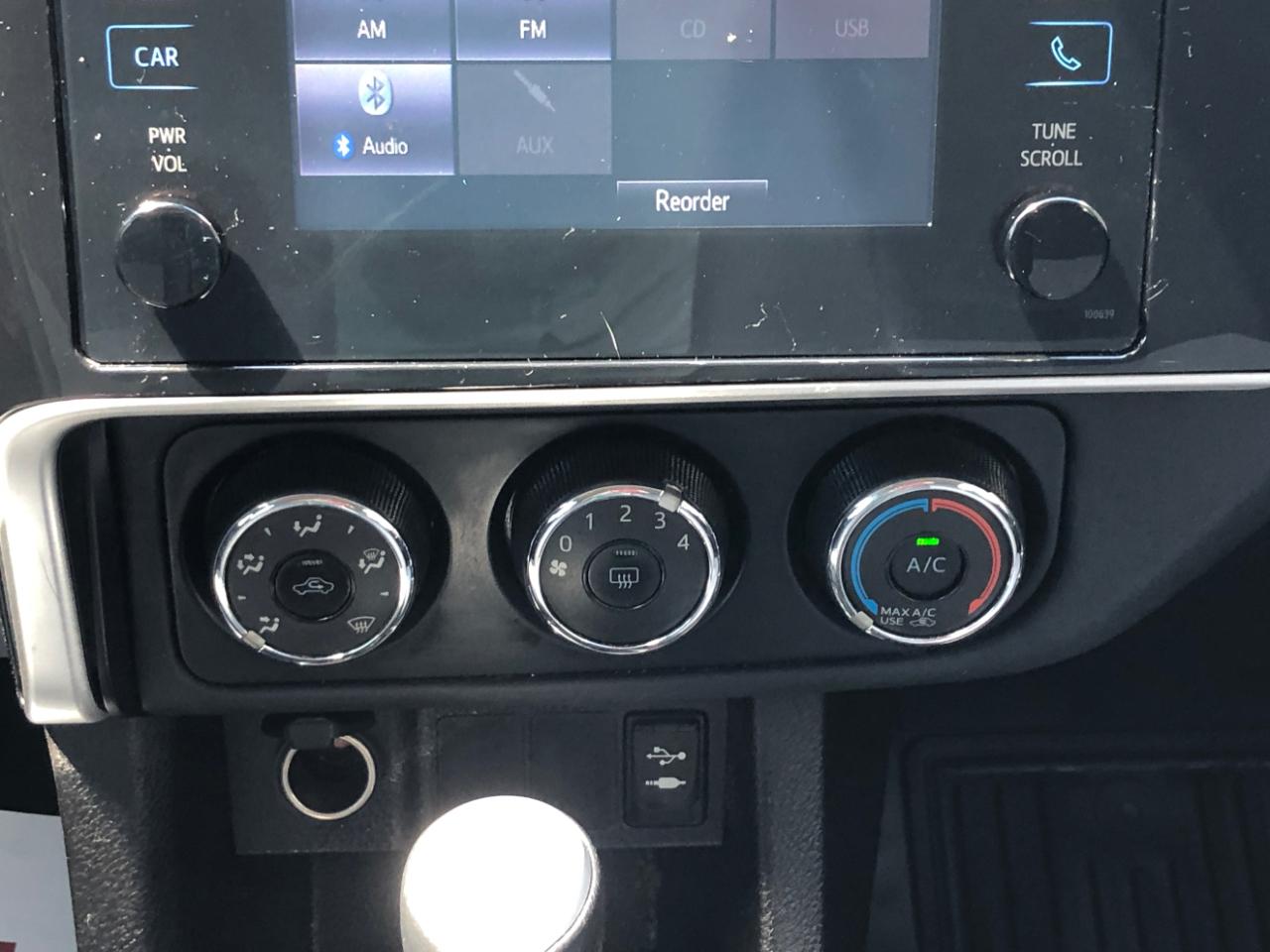 Toyota Corolla L 2019