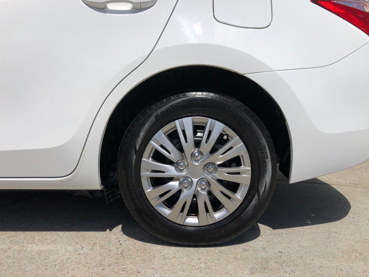 Toyota Corolla L 2019