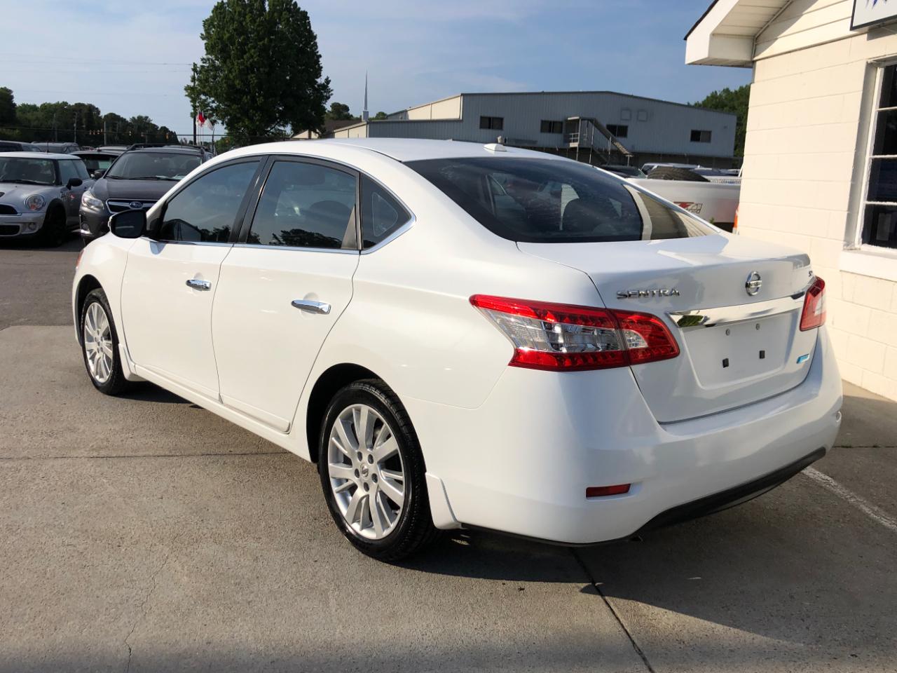 Nissan Sentra 4dr Sdn I4 CVT FE+ SV 2014