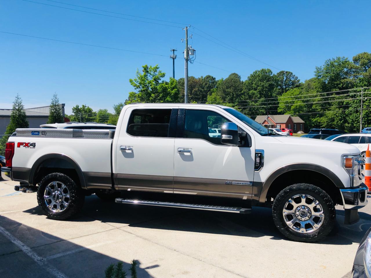 Ford Super Duty F-250 SRW 4WD Crew Cab 156" Lariat 2022