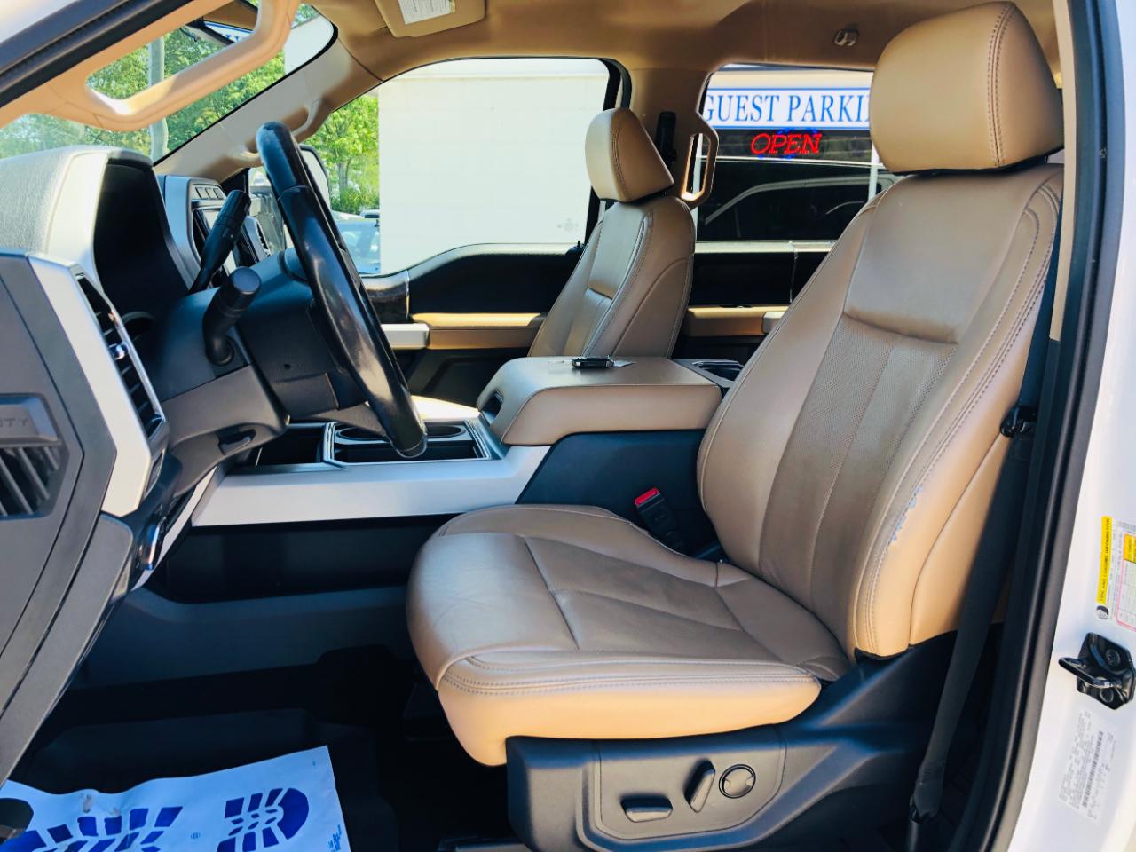 Ford Super Duty F-250 SRW 4WD Crew Cab 156" Lariat 2022