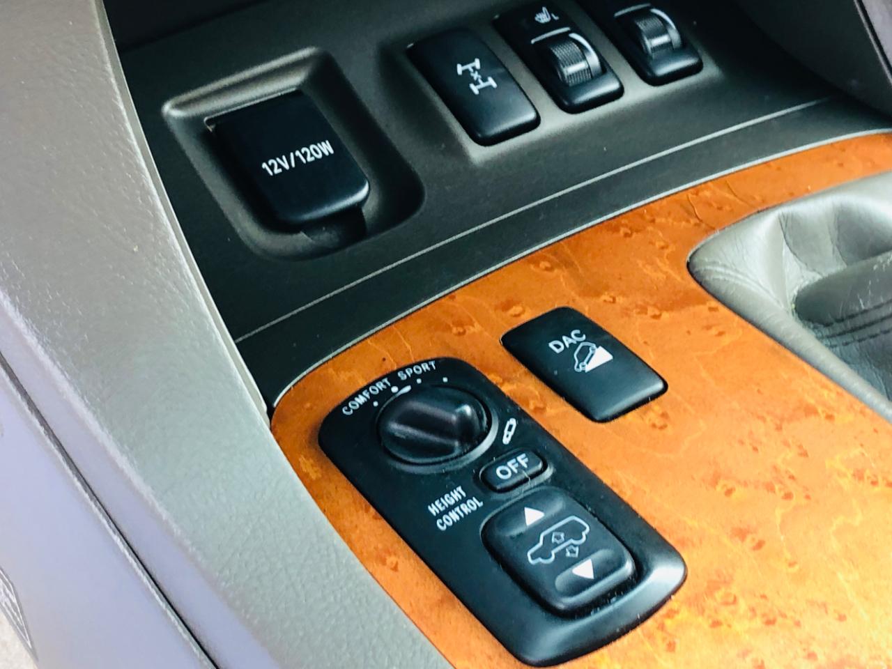Lexus GX 470 4dr SUV 4WD 2004