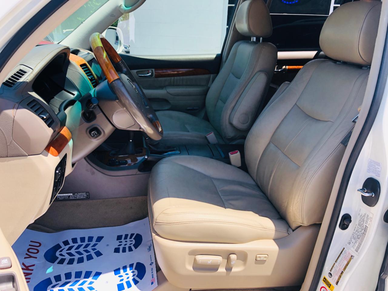 Lexus GX 470 4dr SUV 4WD 2004