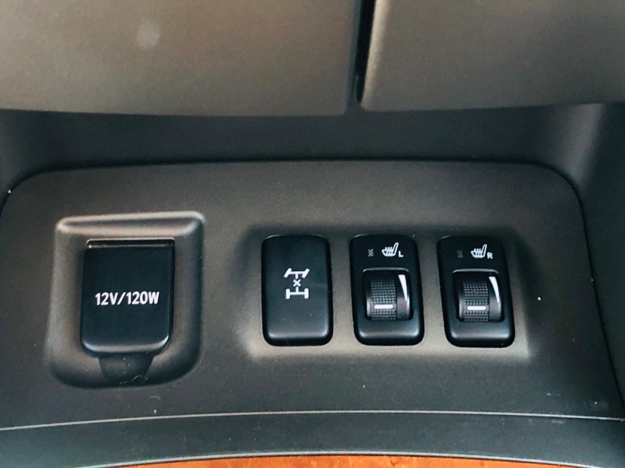 Lexus GX 470 4dr SUV 4WD 2004
