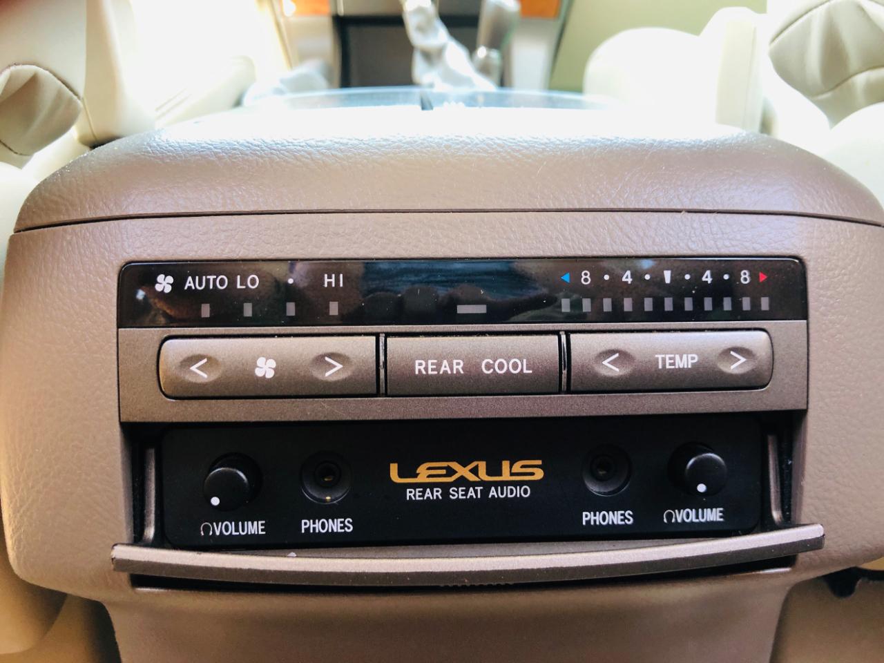Lexus GX 470 4dr SUV 4WD 2004