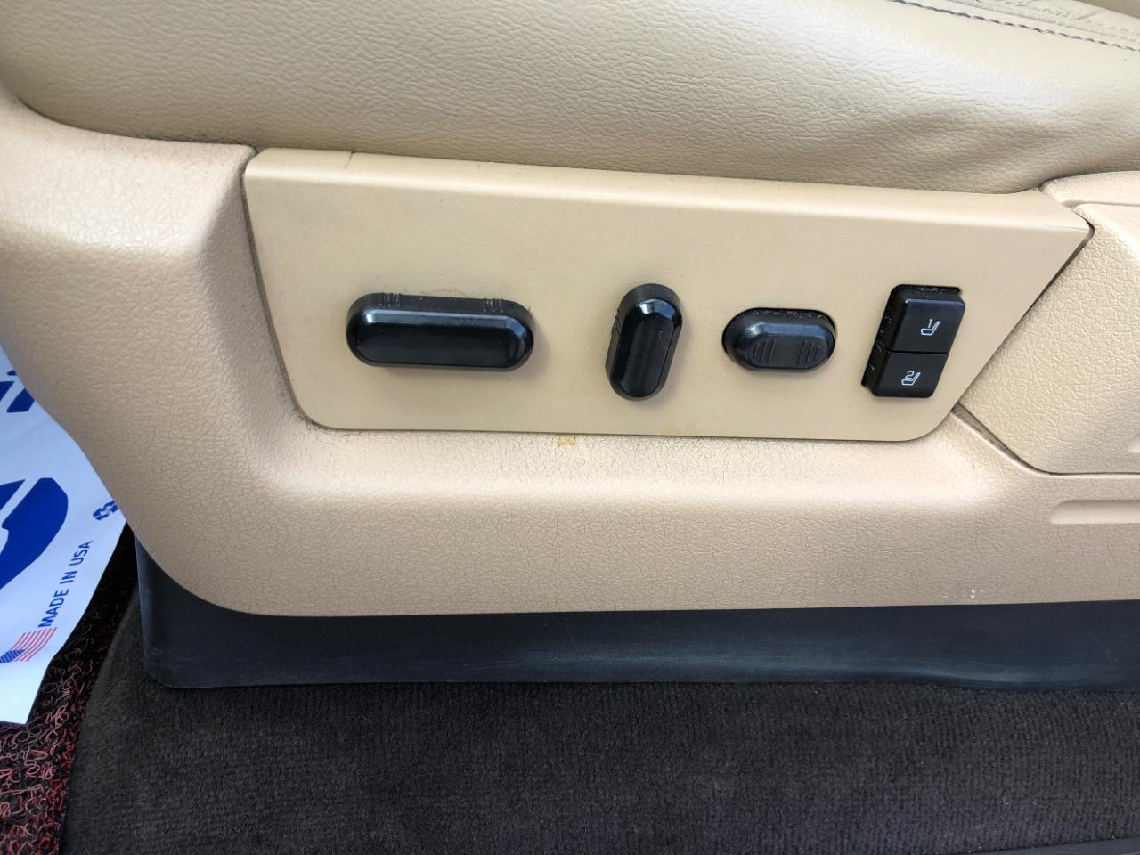Ford F-150 4WD SuperCrew 145" Lariat 2014
