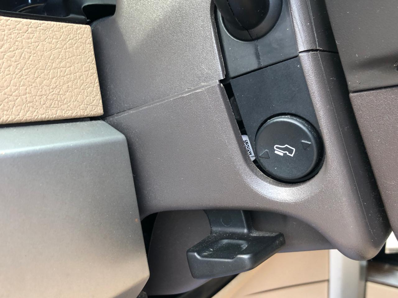 Ford F-150 4WD SuperCrew 145" Lariat 2014