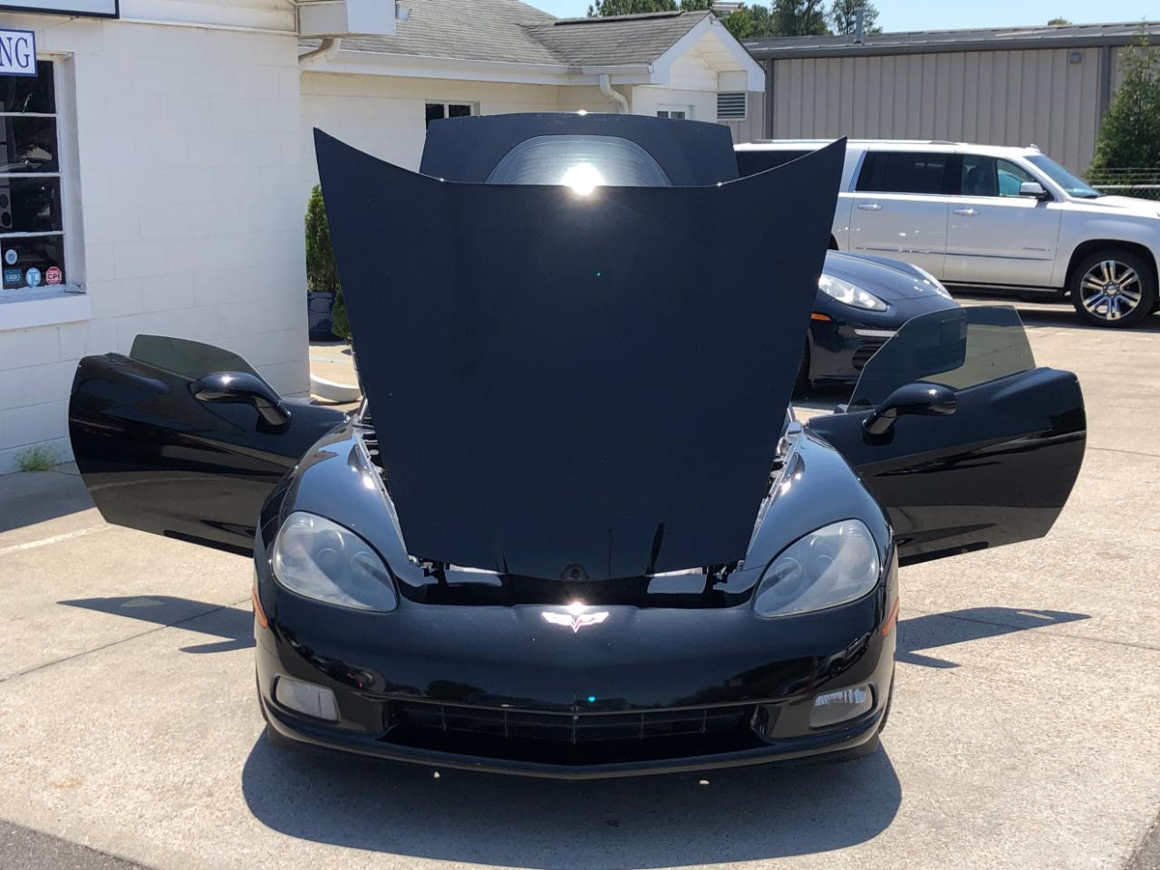 Chevrolet Corvette 2dr Cpe 2005
