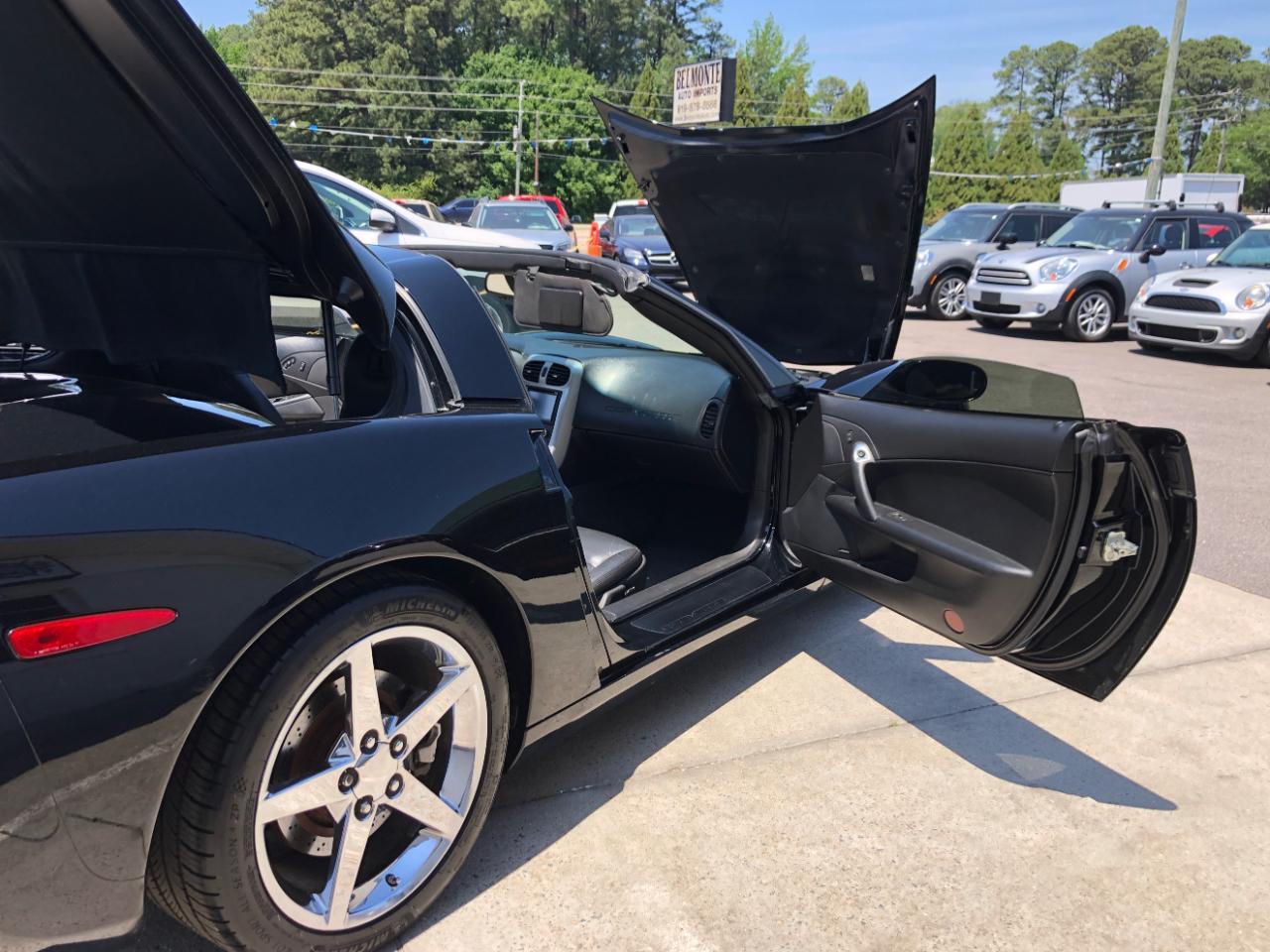 Chevrolet Corvette 2dr Cpe 2005