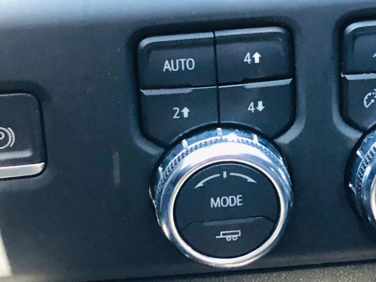GMC Sierra 1500 4WD Crew Cab 147" AT4 2023