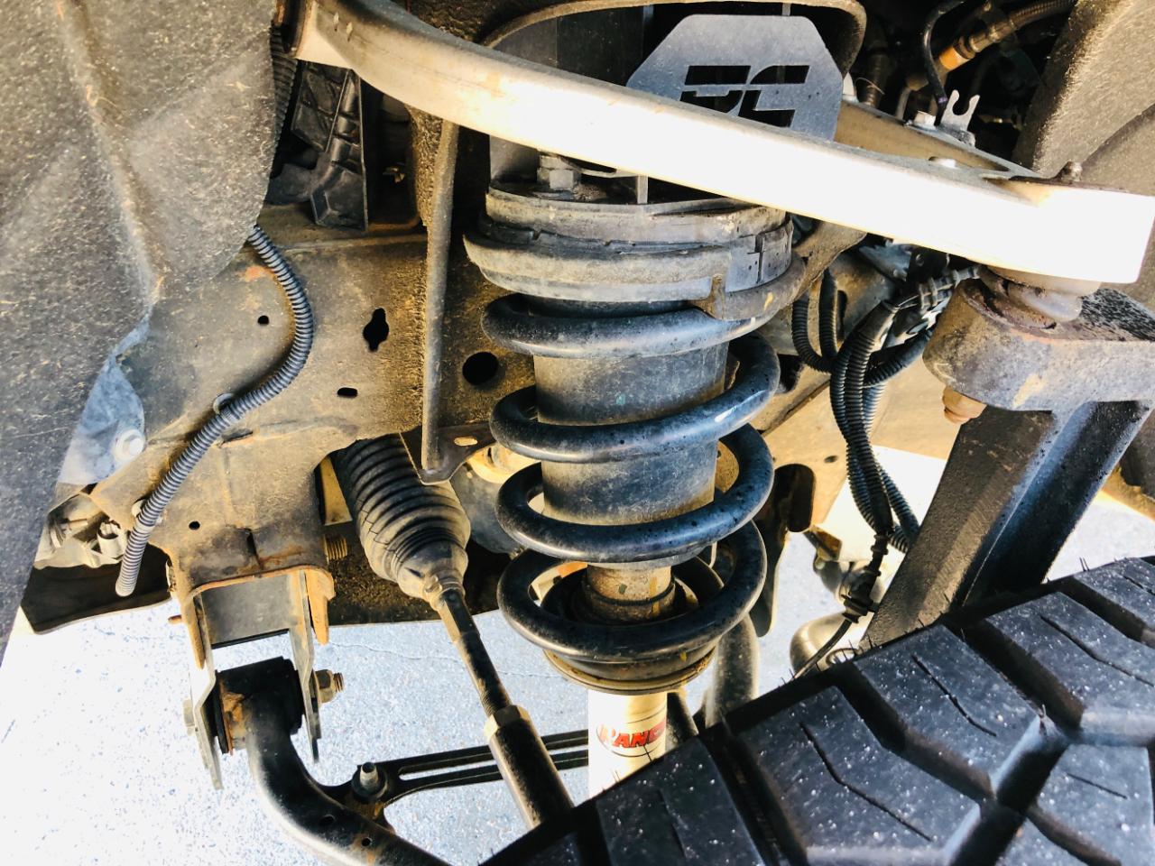 GMC Sierra 1500 4WD Crew Cab 147" AT4 2023