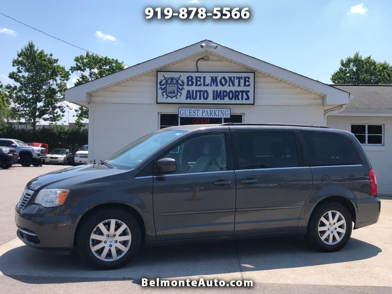 2016 Chrysler Town & Country 4dr LX FWD