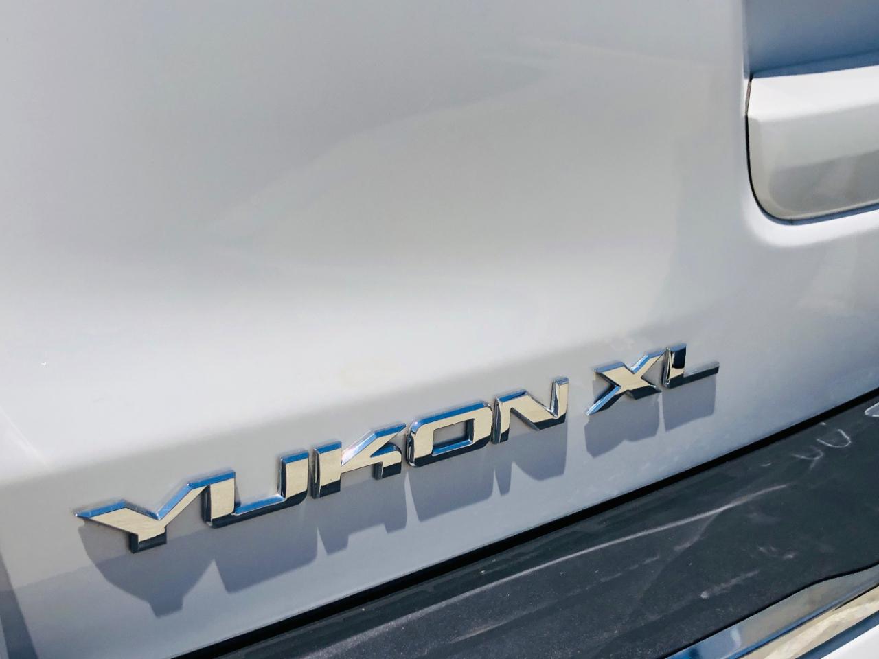 GMC Yukon XL 4WD 4dr Denali 2018