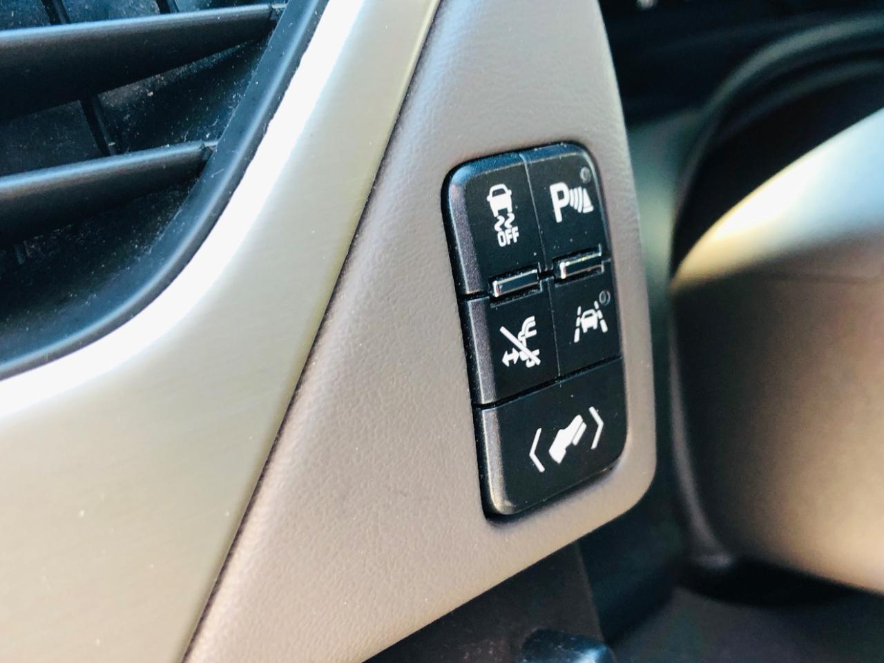 GMC Yukon XL 4WD 4dr Denali 2018