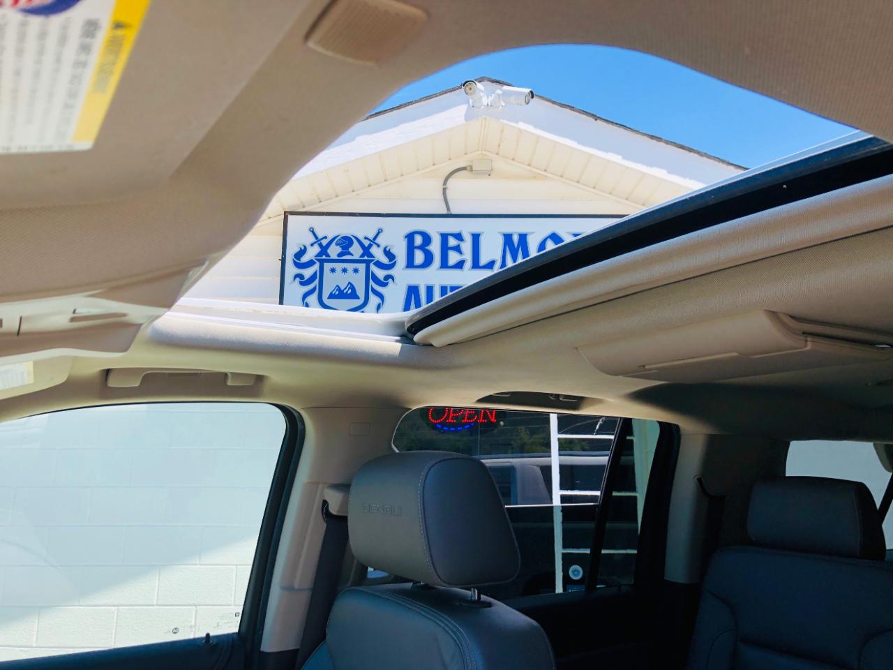 GMC Yukon XL 4WD 4dr Denali 2018