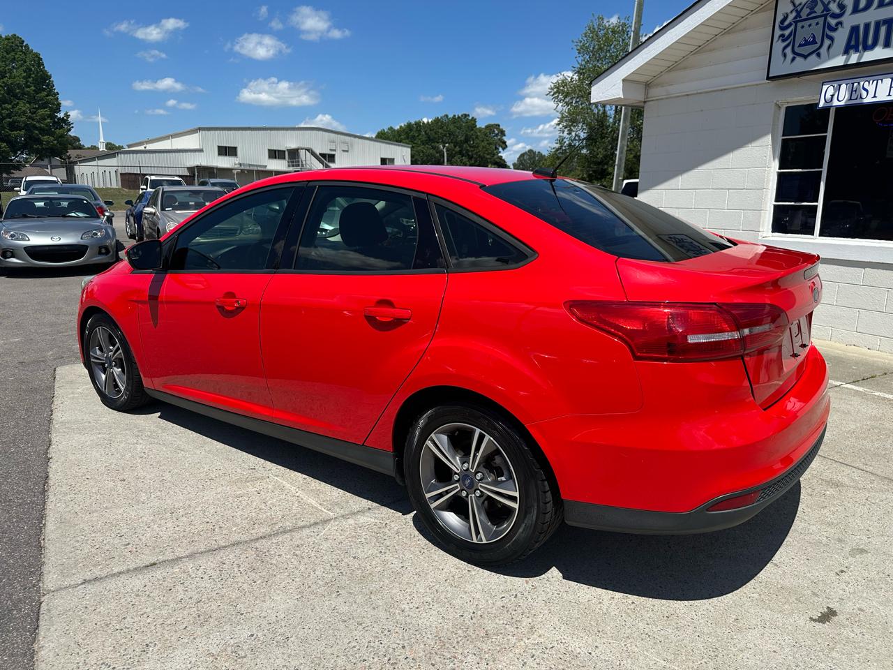 Ford Focus SE Sedan 2017