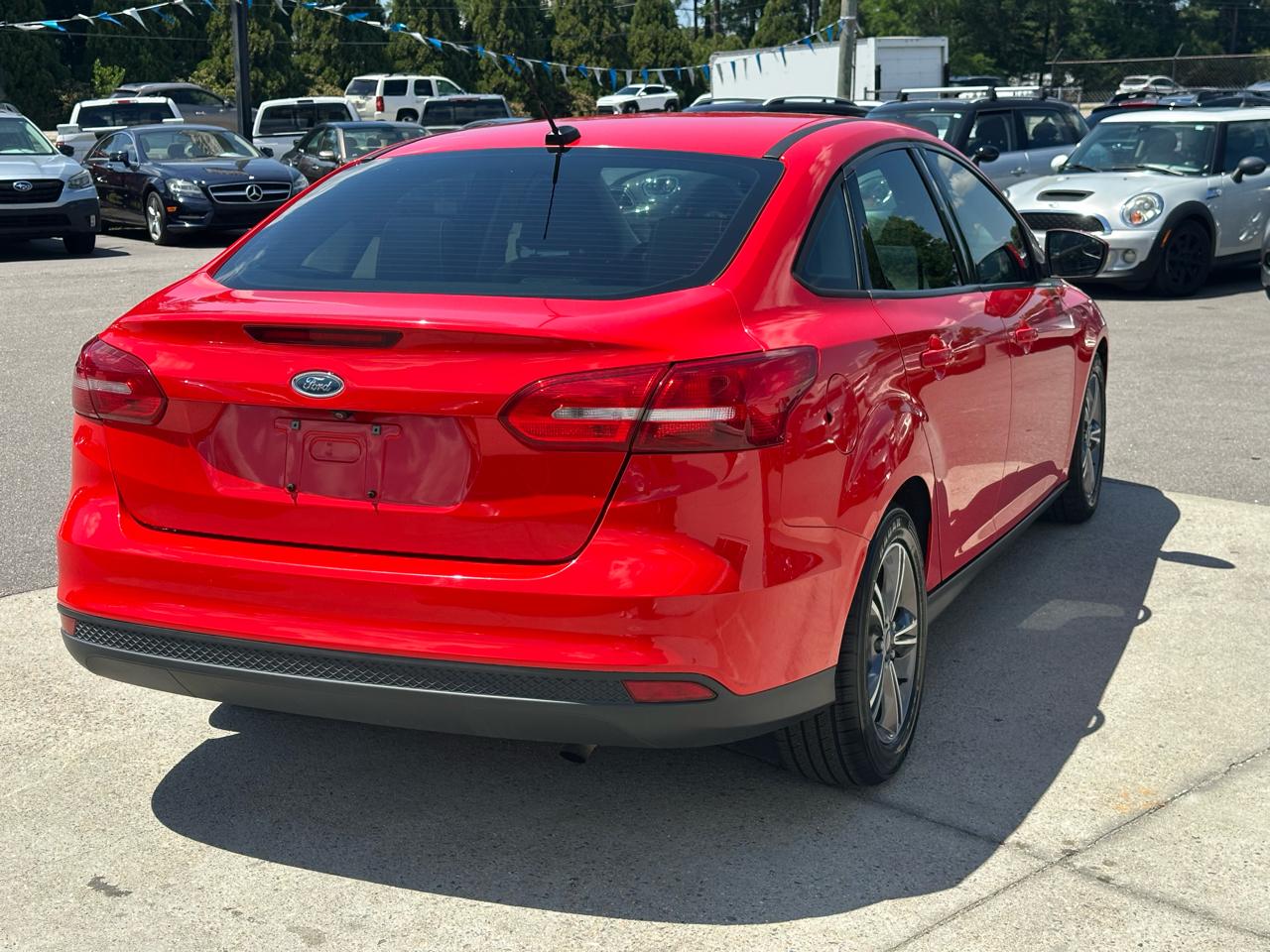 Ford Focus SE Sedan 2017