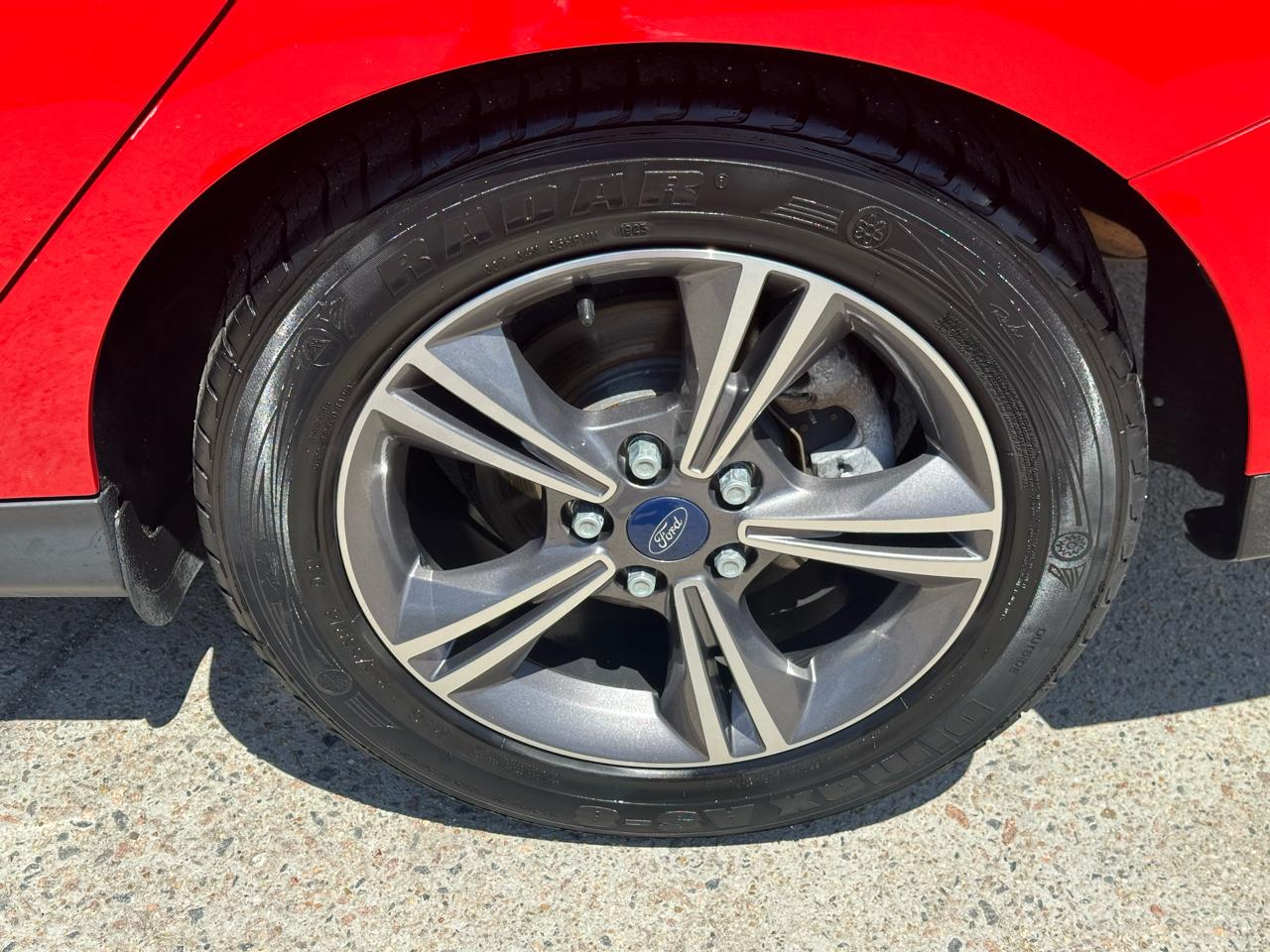 Ford Focus SE Sedan 2017