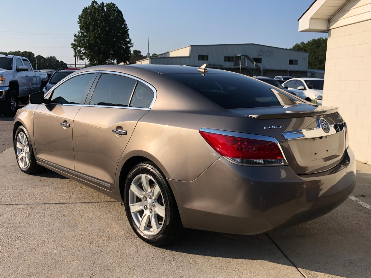 Buick LaCrosse 4dr Sdn CXL 3.0L FWD 2010