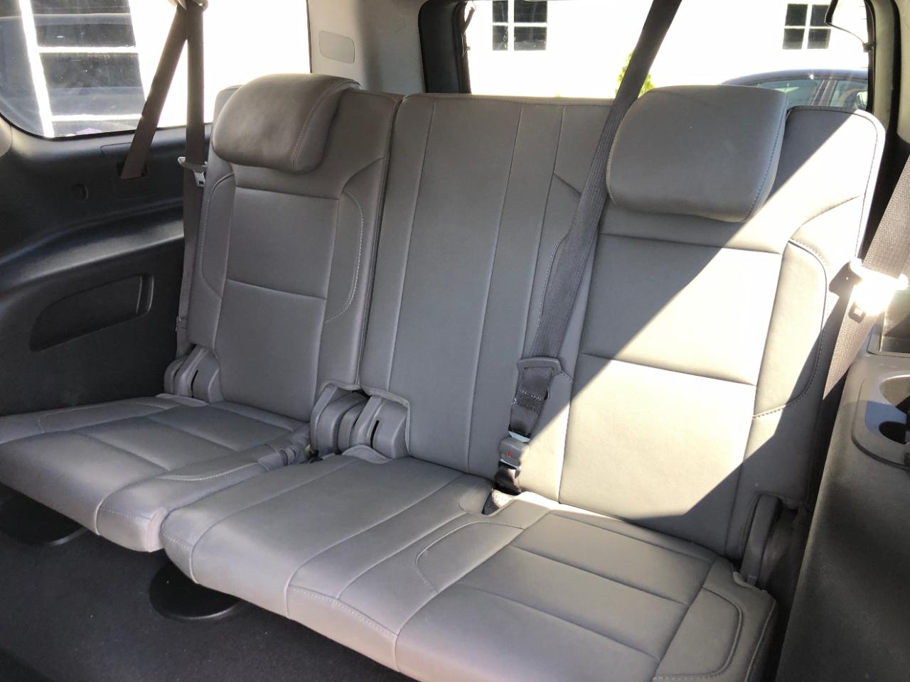 Chevrolet Suburban 4WD 4dr 1500 LT 2019