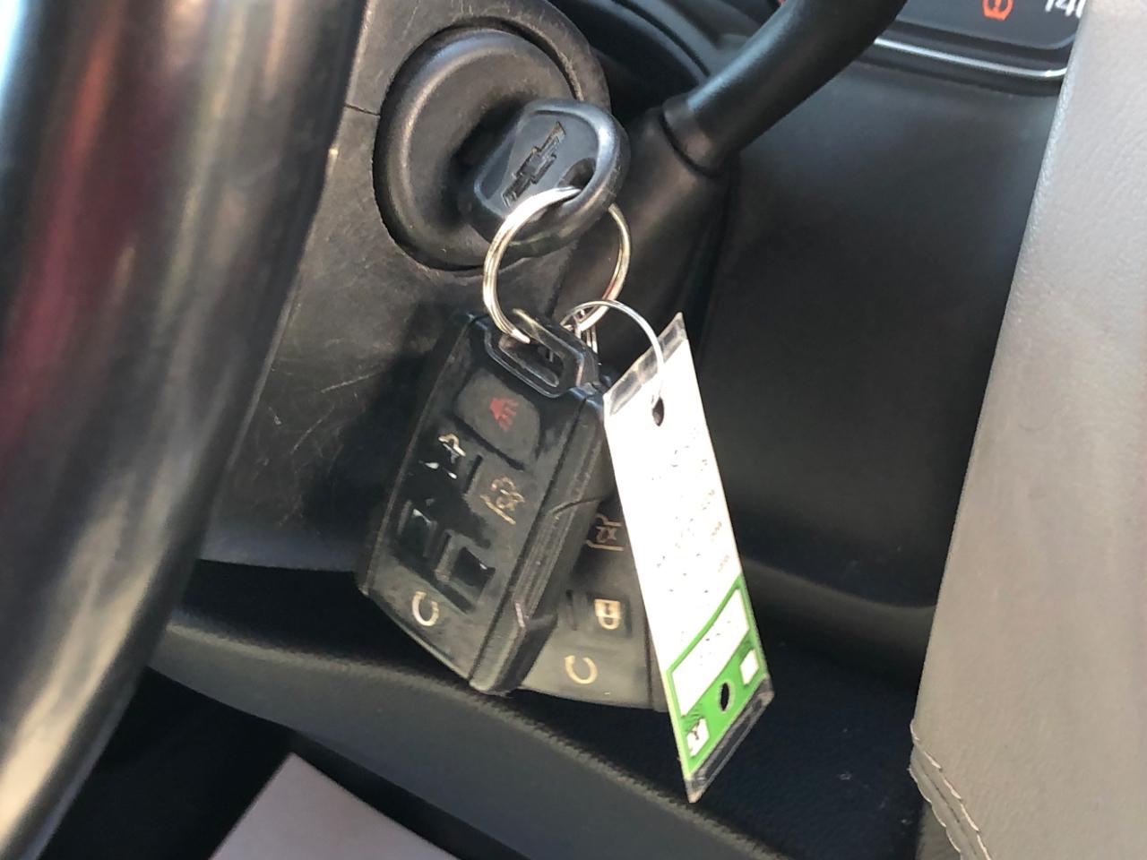 Chevrolet Suburban 4WD 4dr 1500 LT 2019