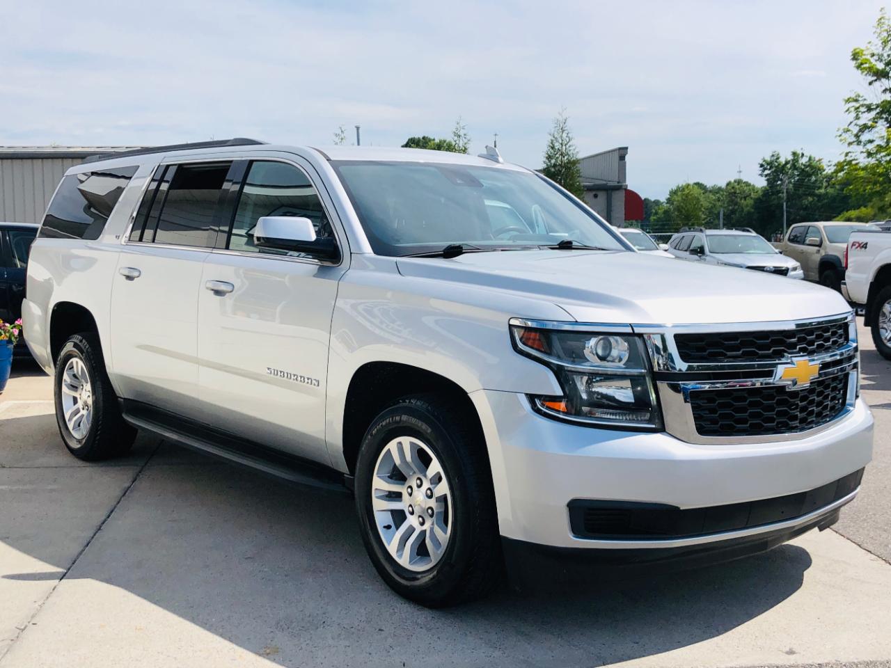 Chevrolet Suburban 4WD 4dr LT 2020
